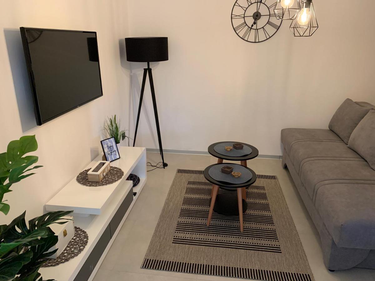 Apartments & Room Piutti บาเล ภายนอก รูปภาพ