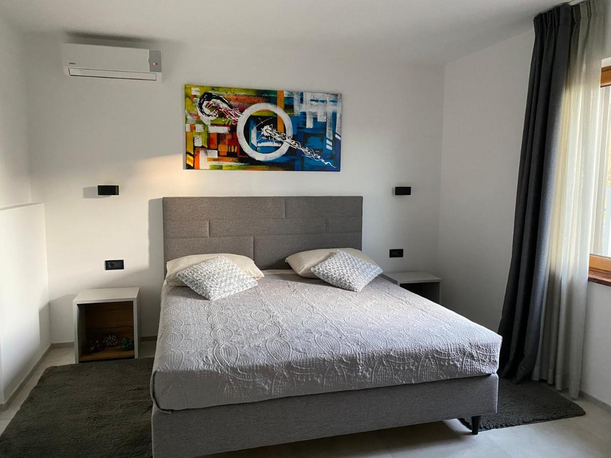 Apartments & Room Piutti บาเล ภายนอก รูปภาพ