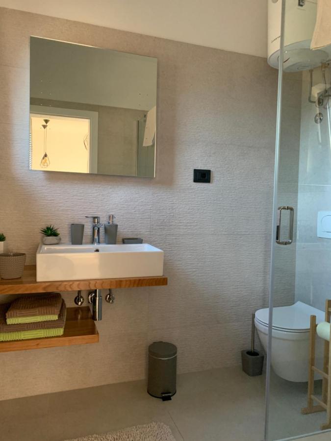 Apartments & Room Piutti บาเล ภายนอก รูปภาพ