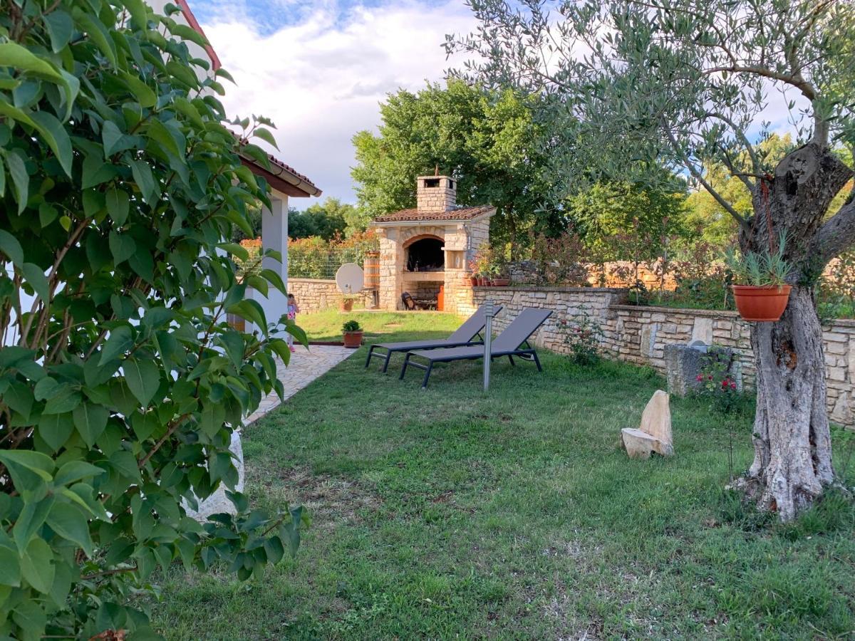 Apartments & Room Piutti บาเล ภายนอก รูปภาพ
