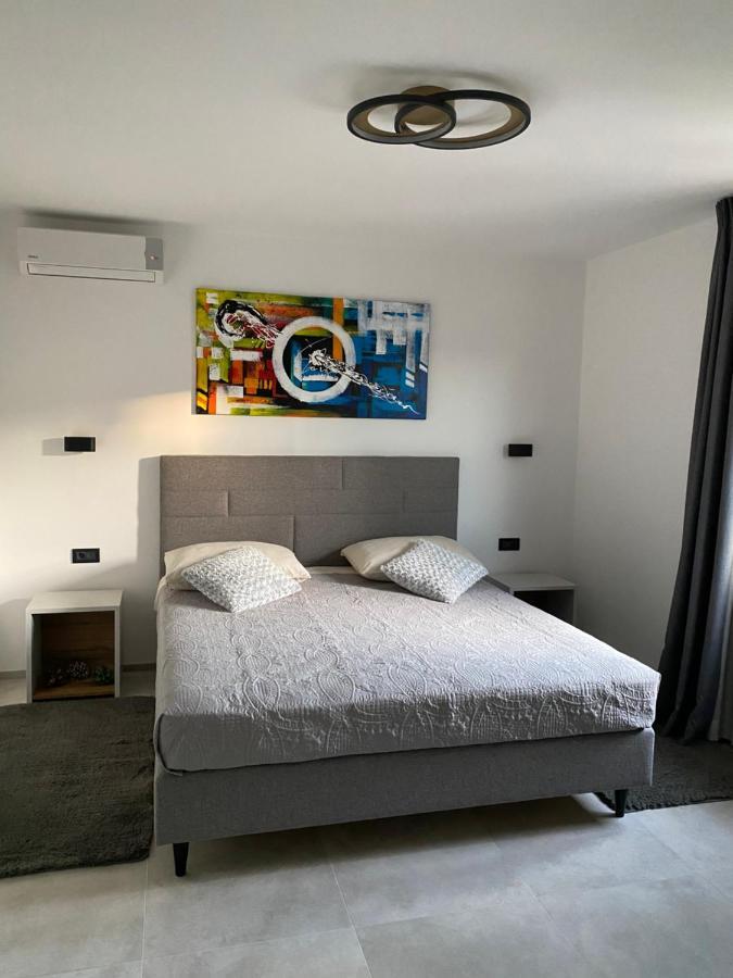 Apartments & Room Piutti บาเล ภายนอก รูปภาพ