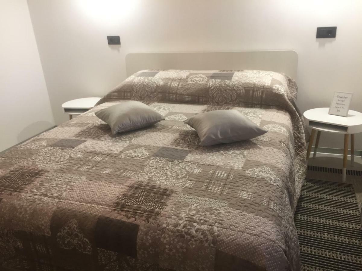 Apartments & Room Piutti บาเล ภายนอก รูปภาพ